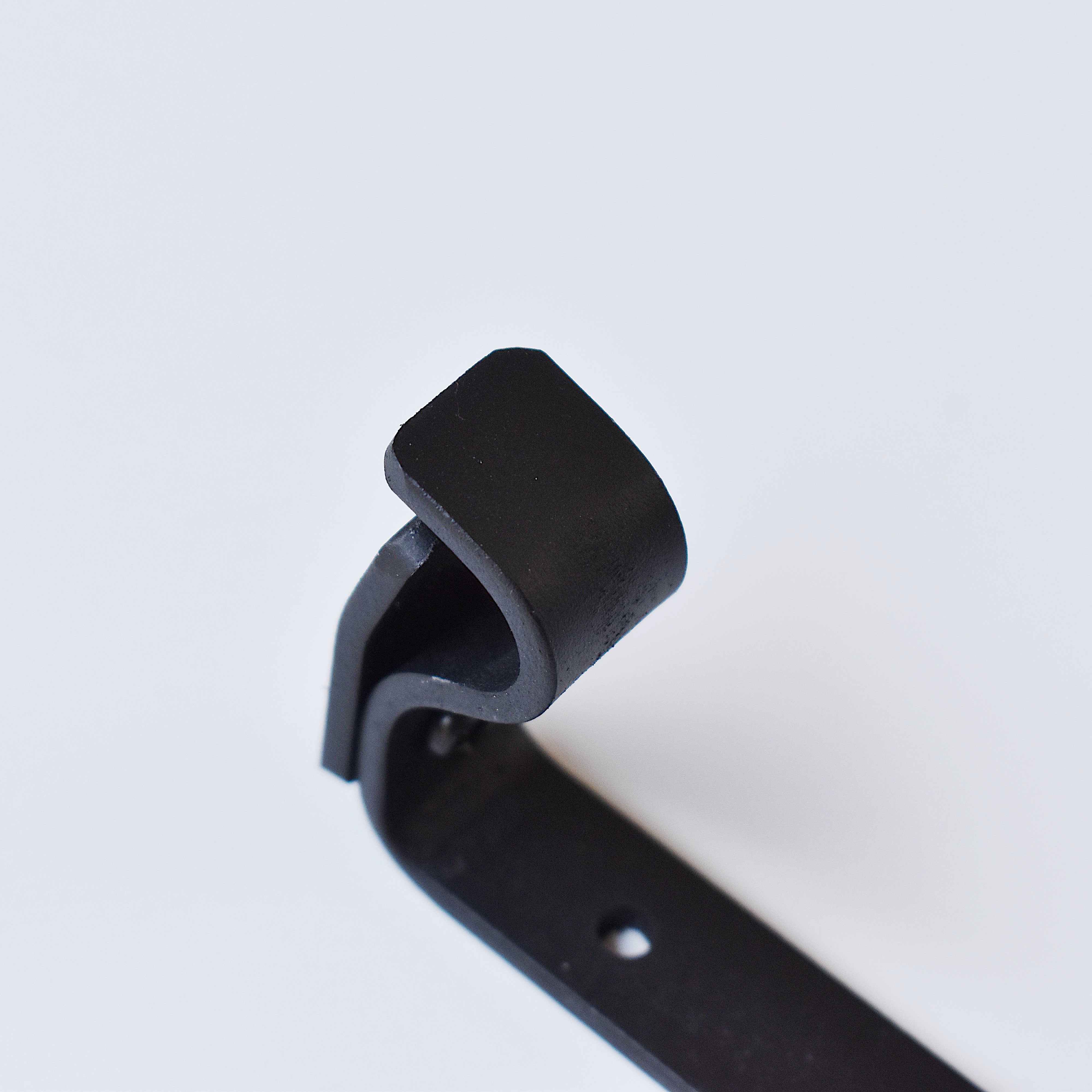 アイアンカーテンブラケット シングル