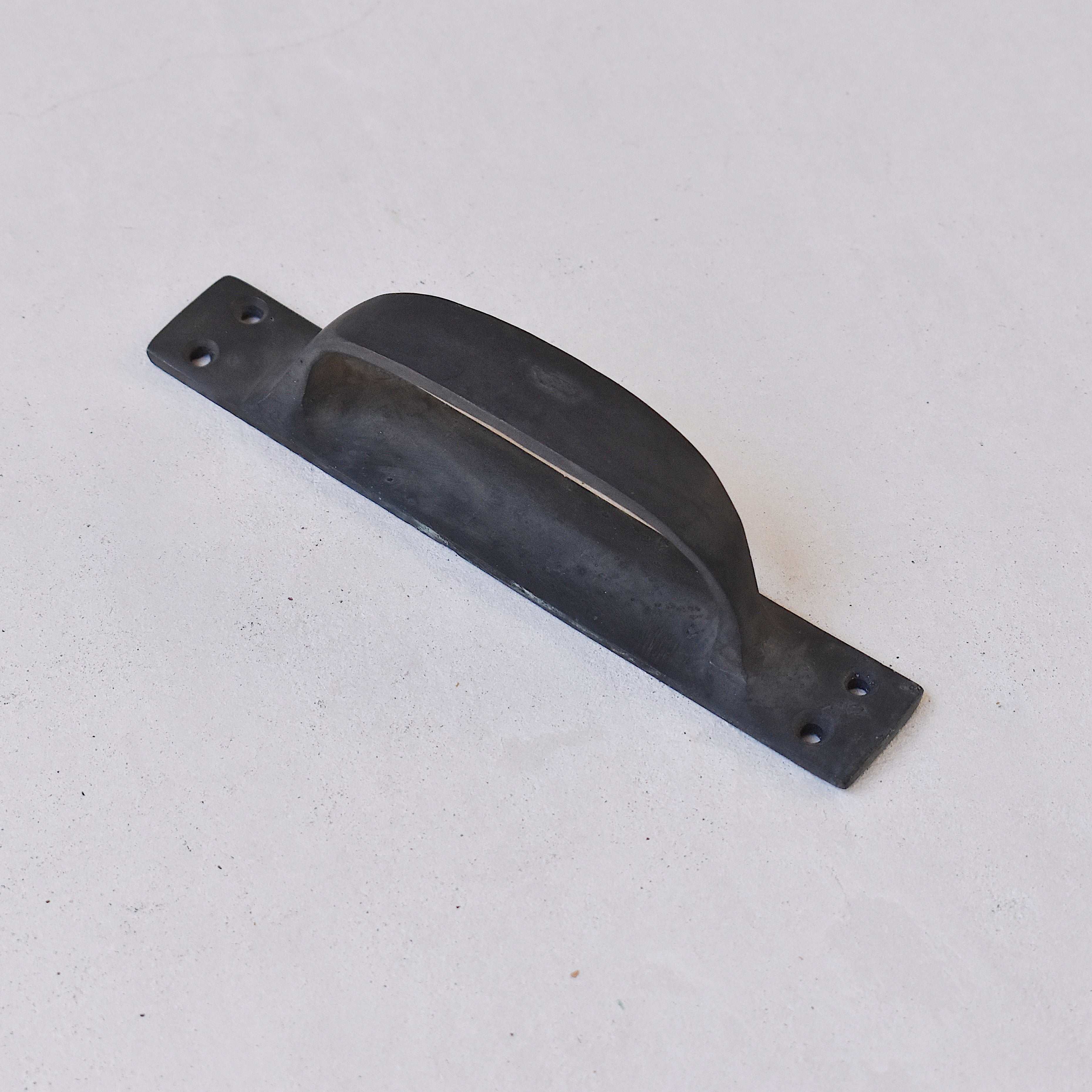 バックプレート・ドアハンドル