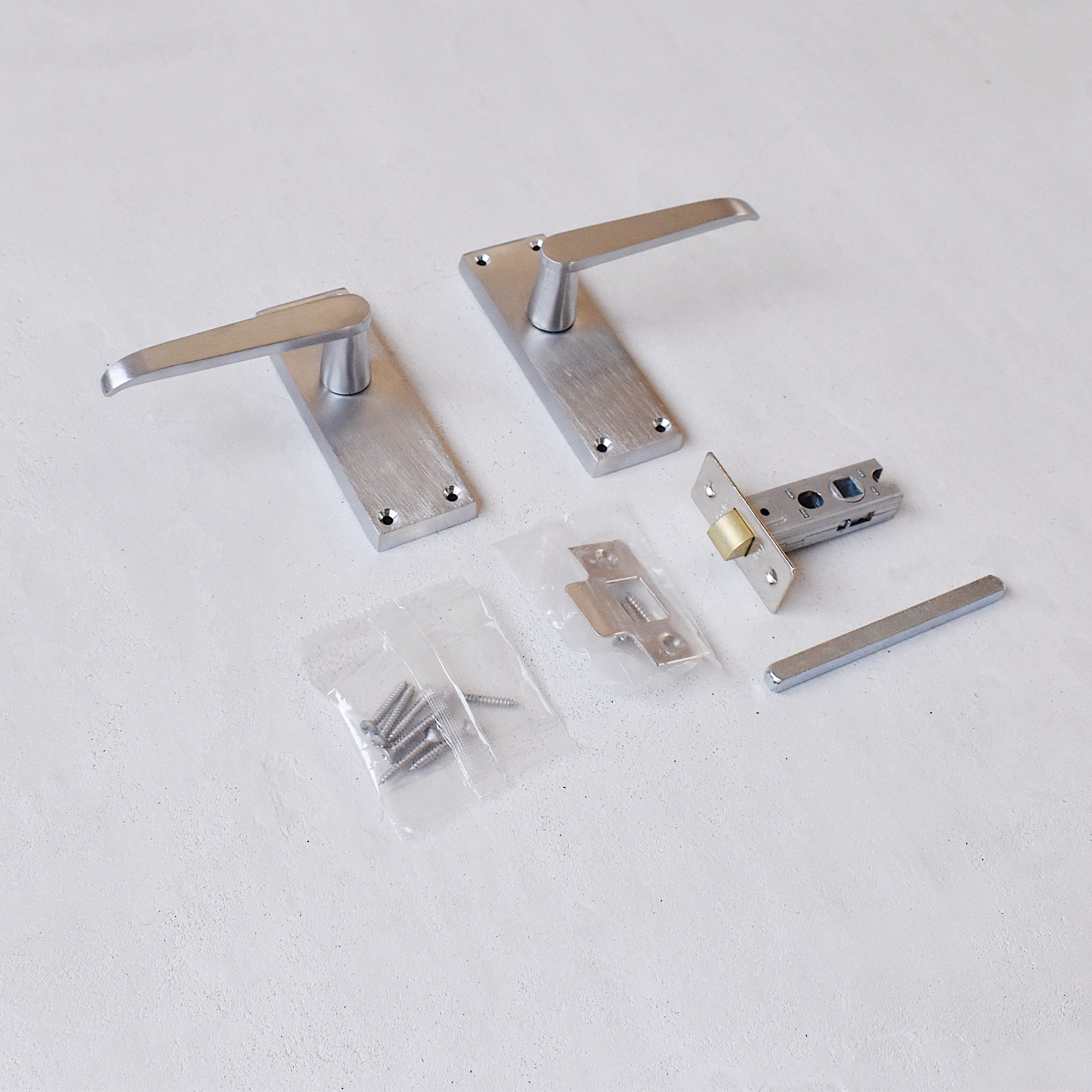 ヴィクトリアンレバーハンドル 艶消しシルバー