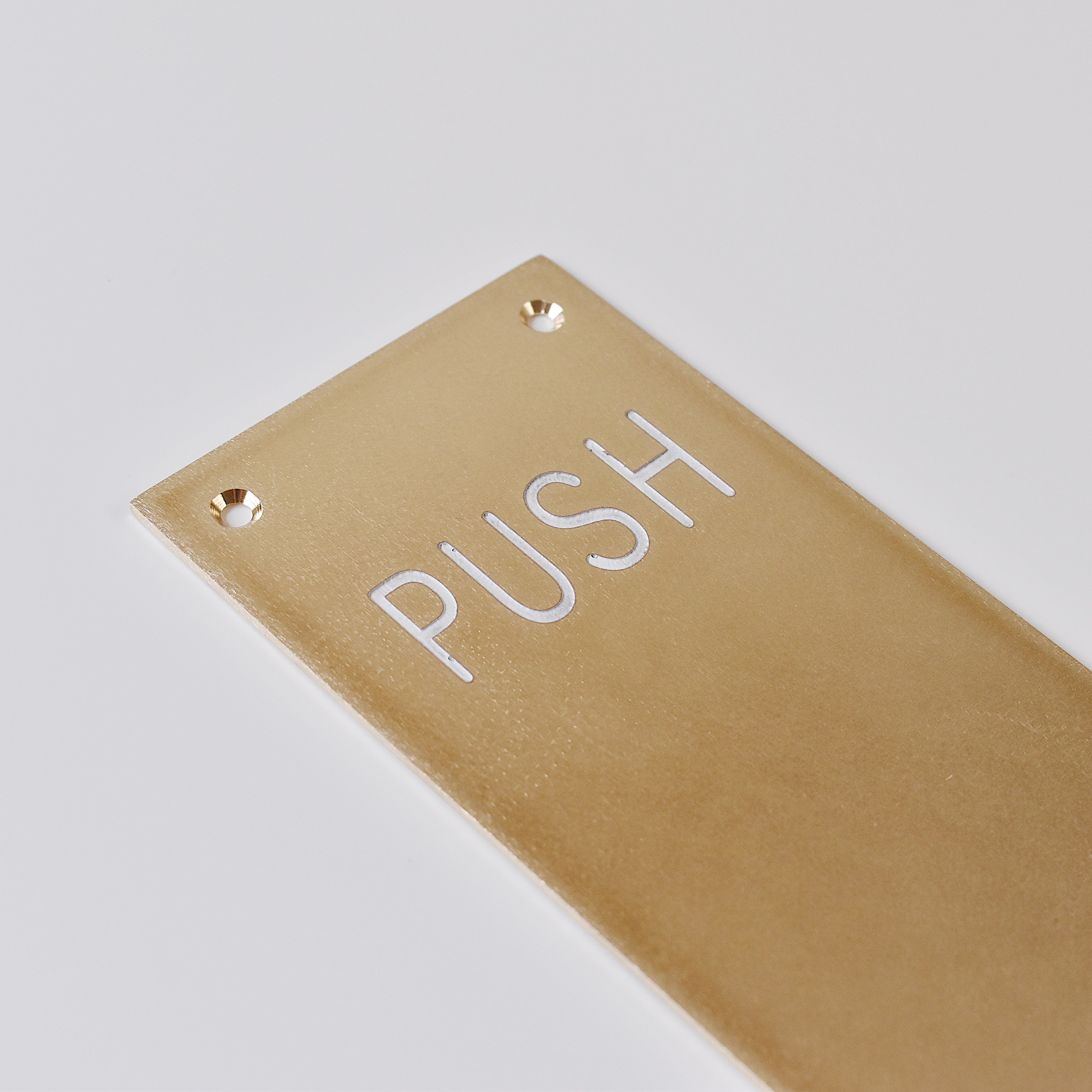 真鍮プッシュプレート(白文字・黒文字)