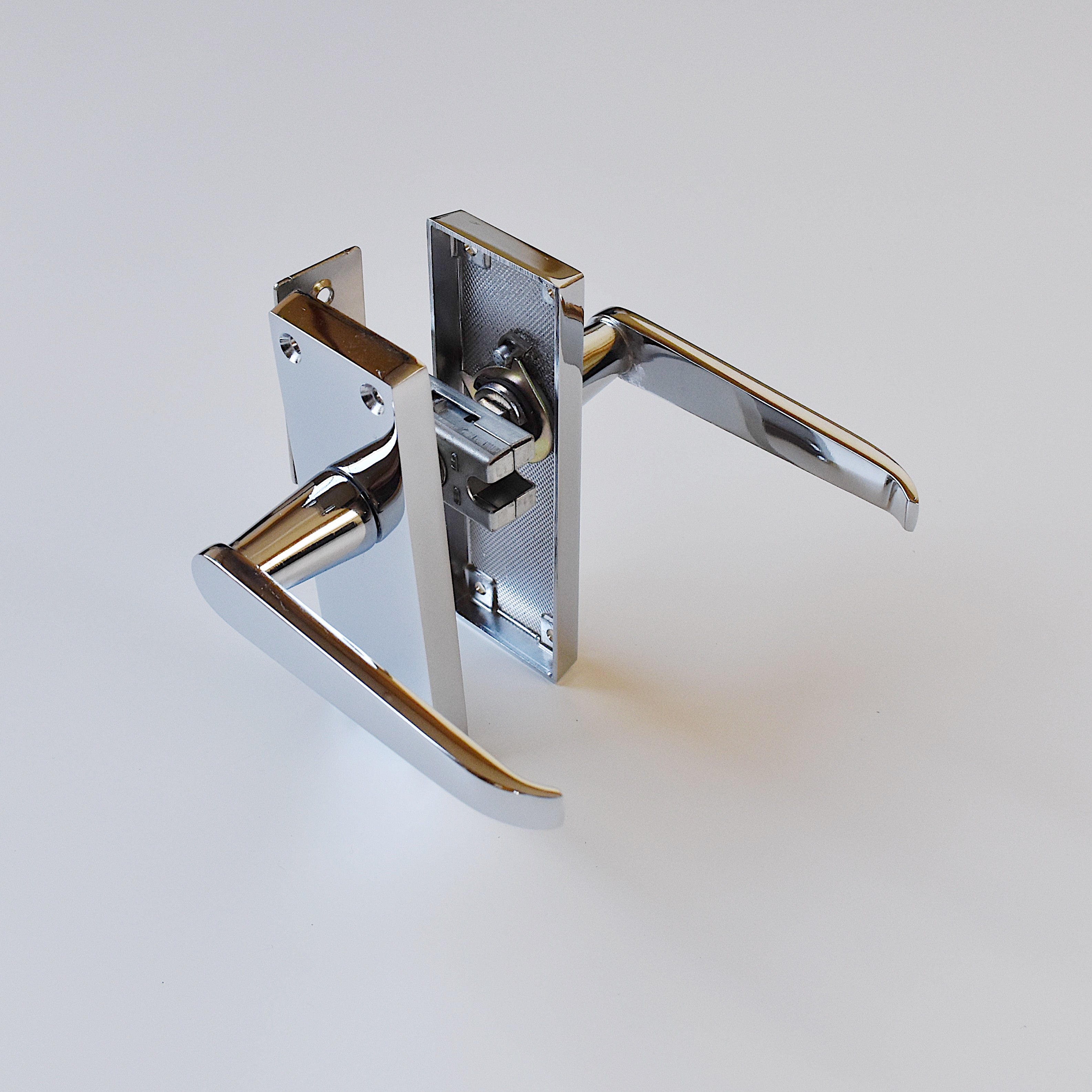 ヴィクトリアンレバーハンドル 鏡面シルバー