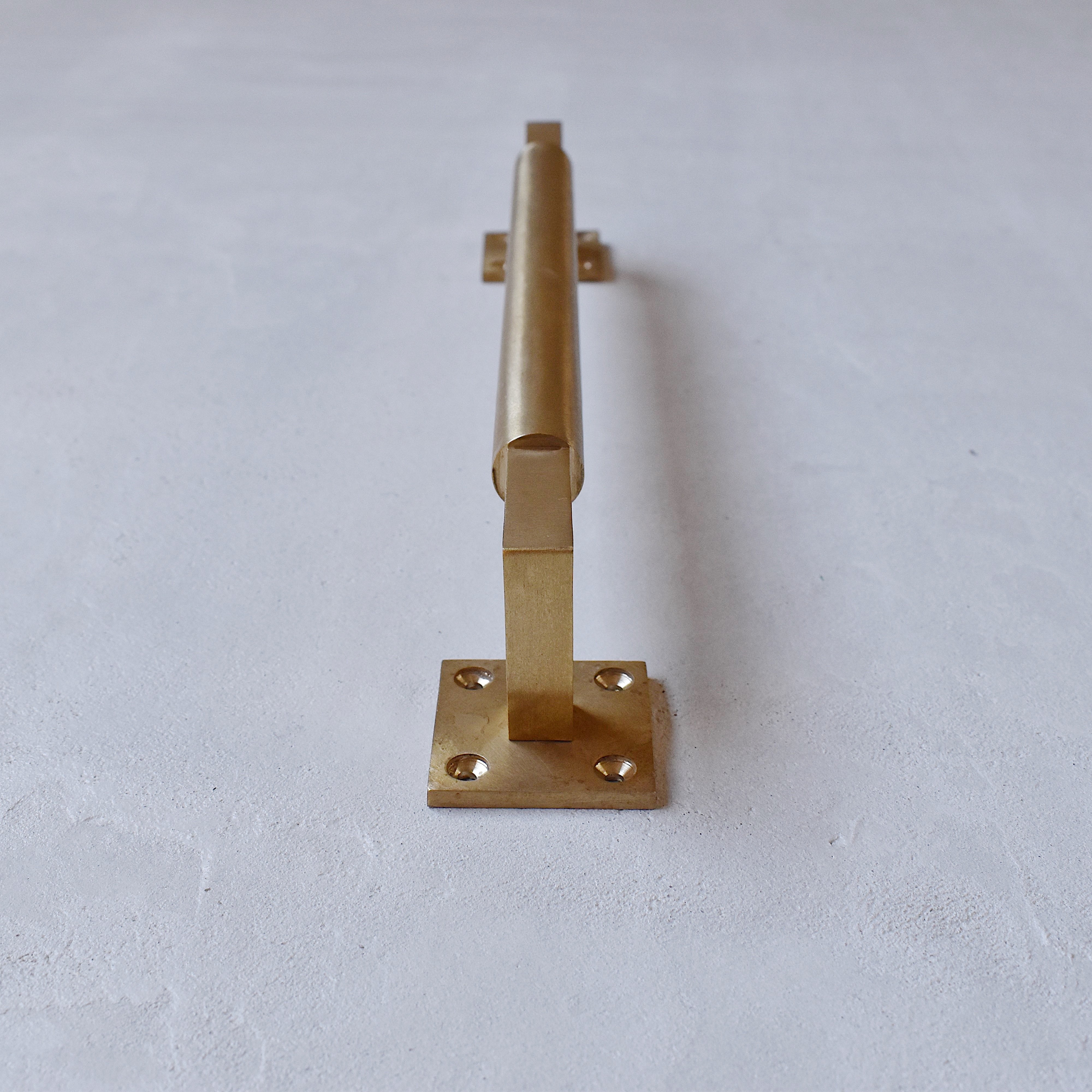 ラウンドグリップ・ドアハンドル ゴールド