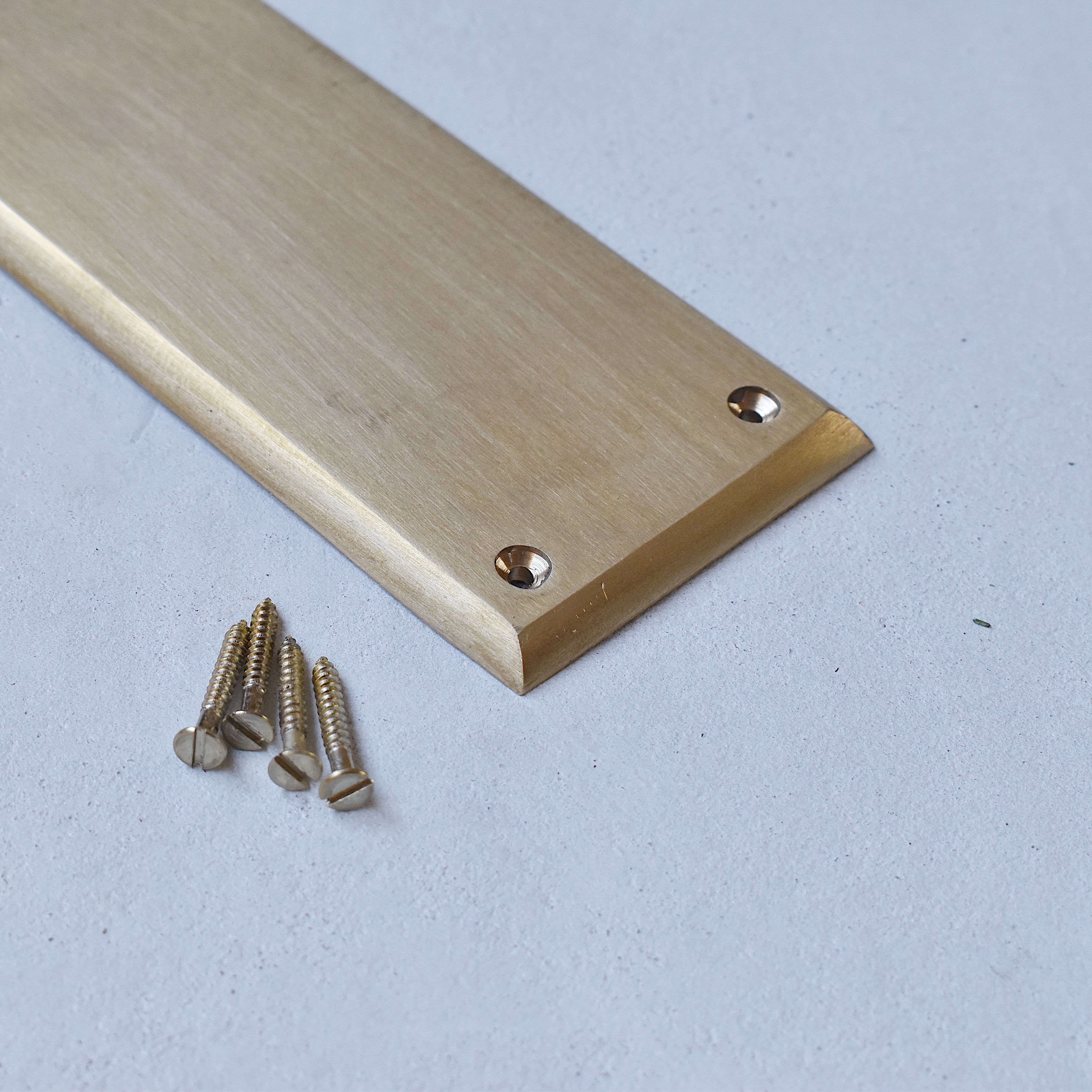 プッシュプレート ゴールド