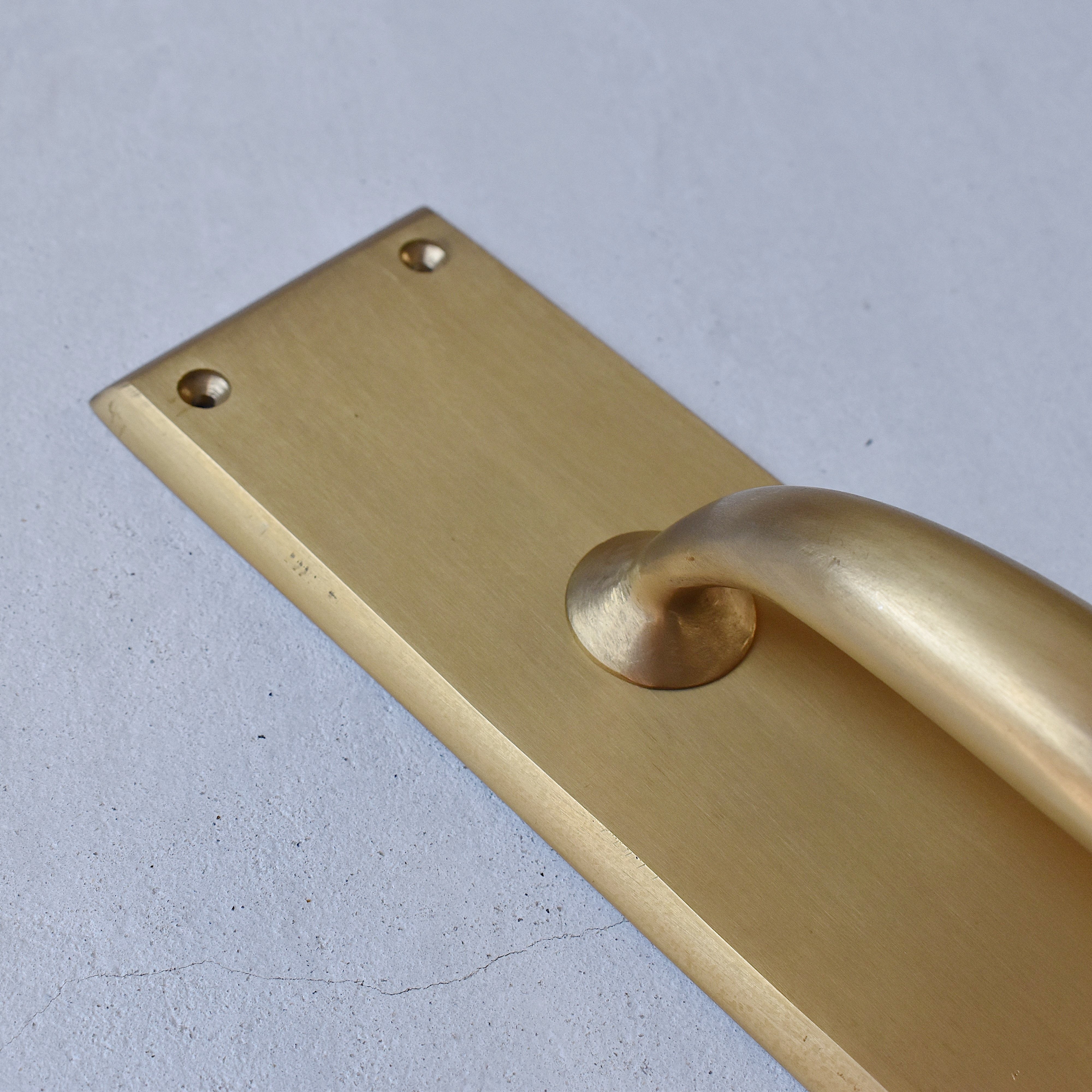 ドアプル・ドアハンドル ゴールド