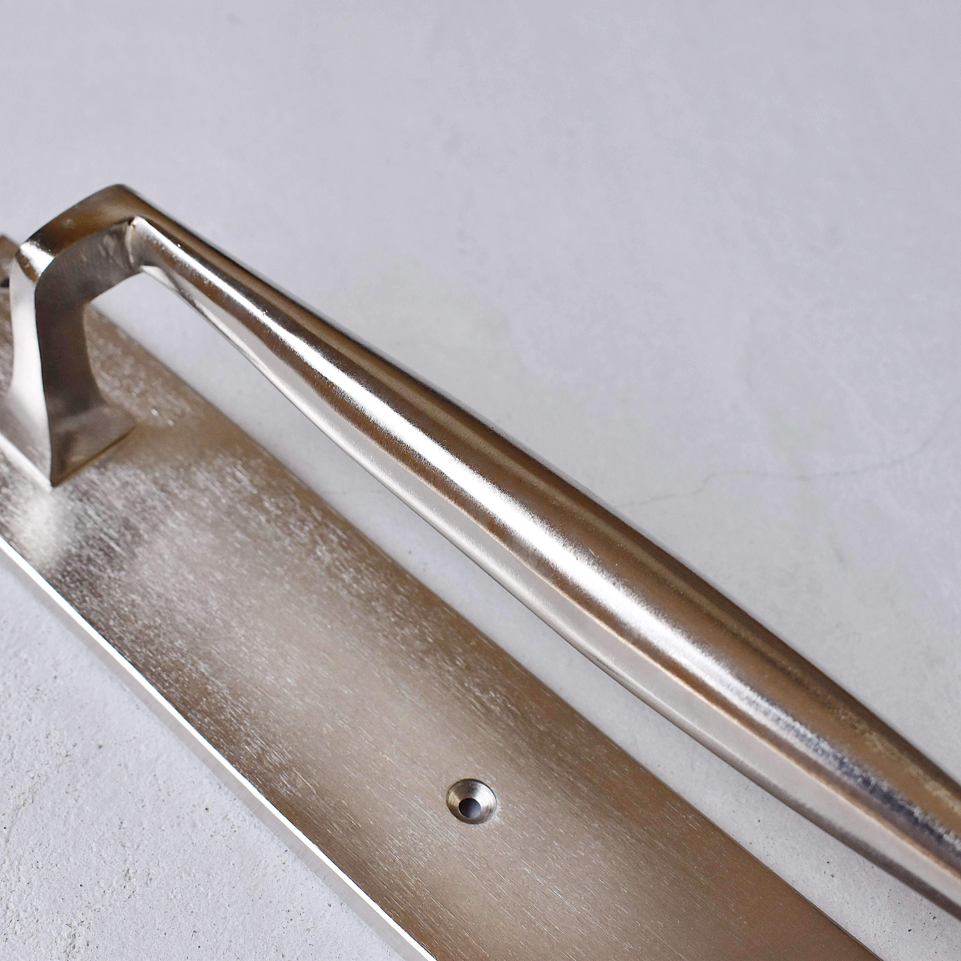 ヴィクトリアン・ドアハンドル シルバー