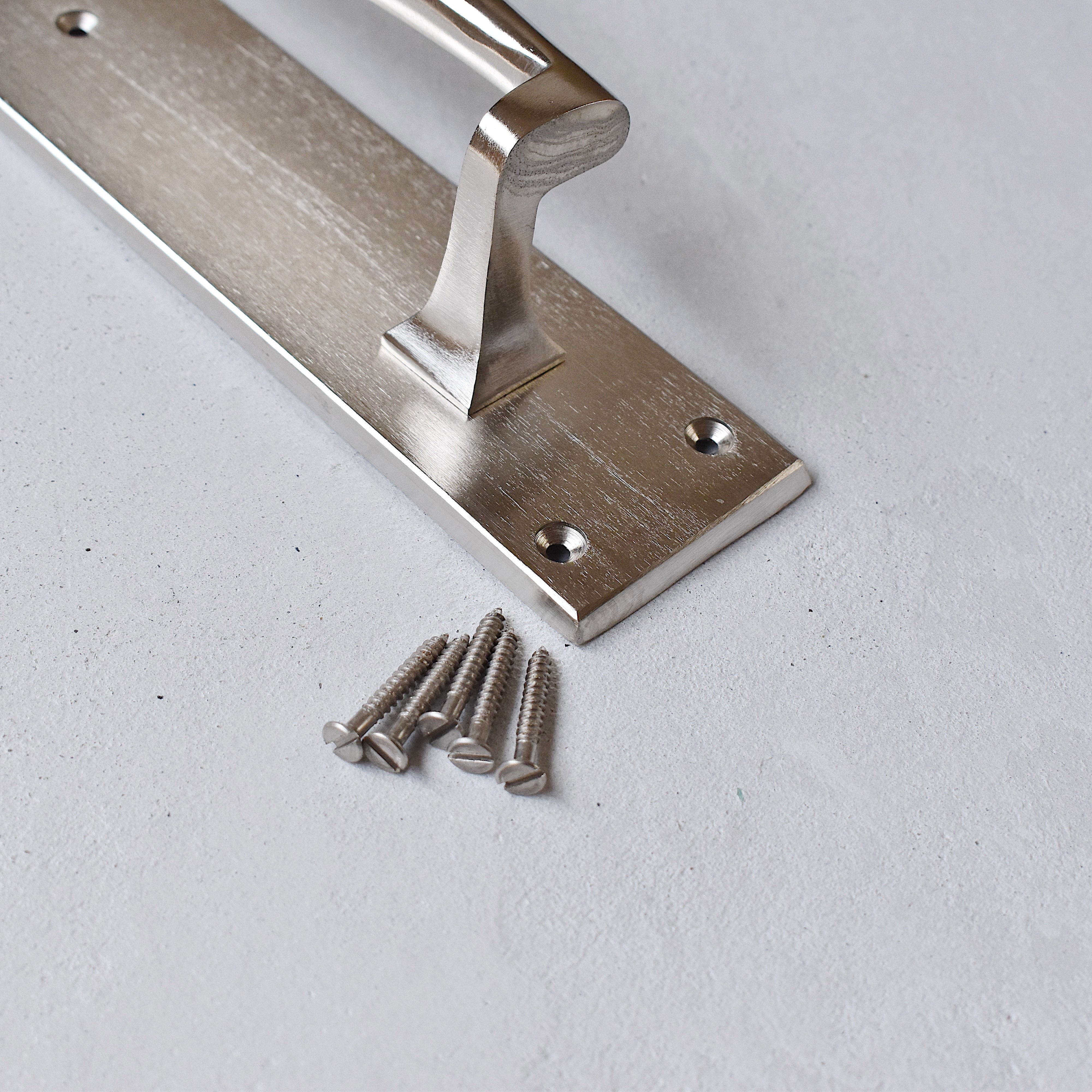 ヴィクトリアン・ドアハンドル シルバー