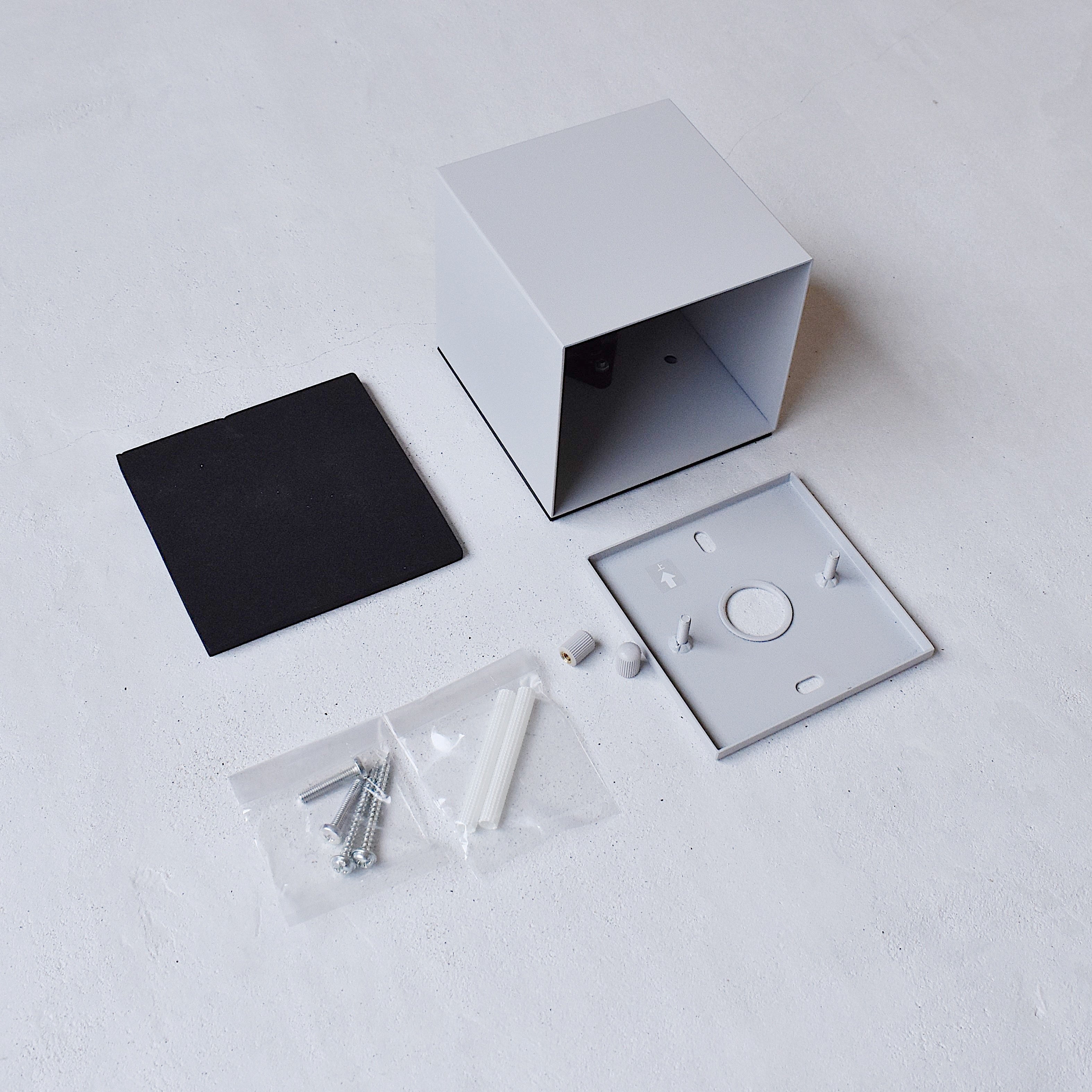 koti キューブエントランスライト グレー