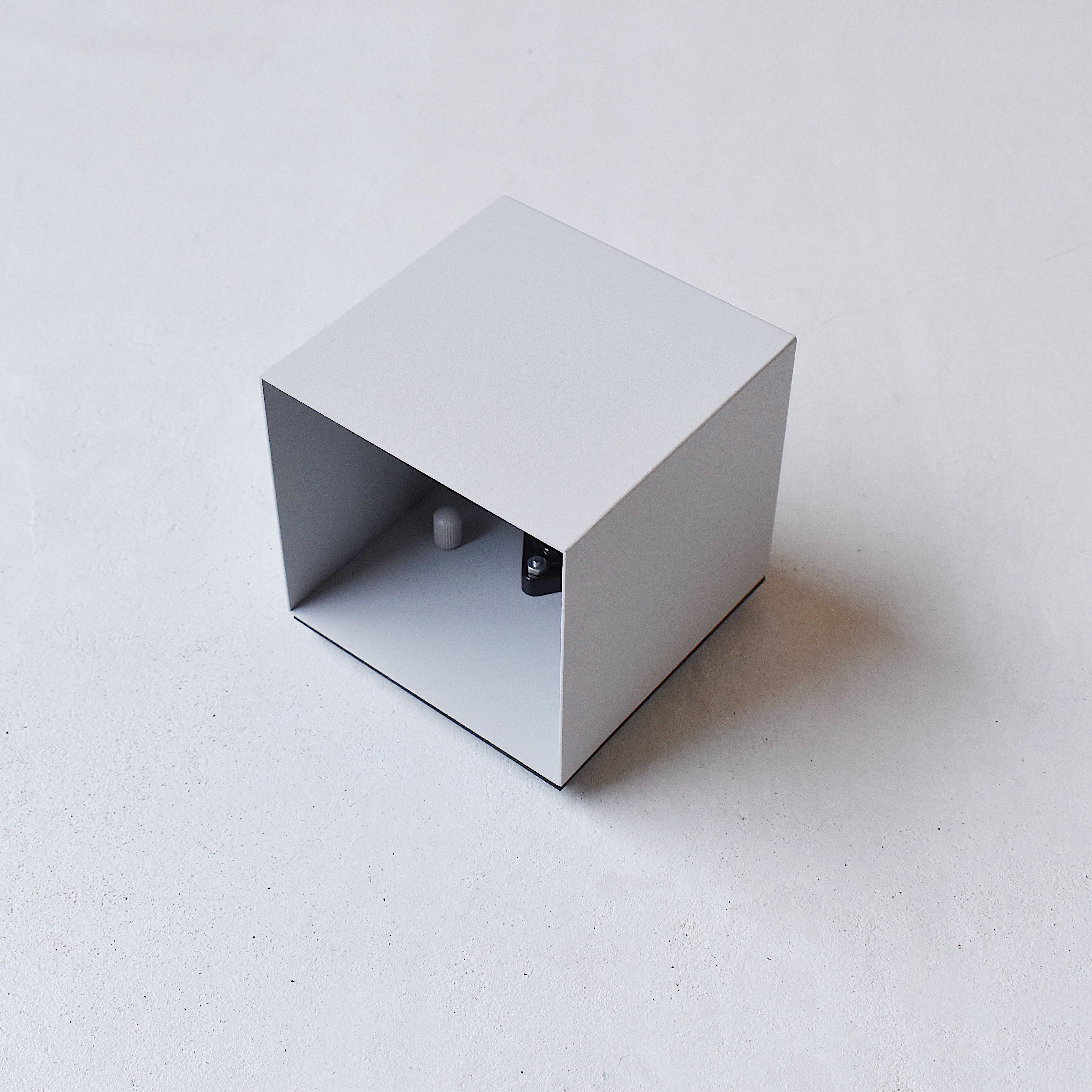 koti キューブエントランスライト グレー