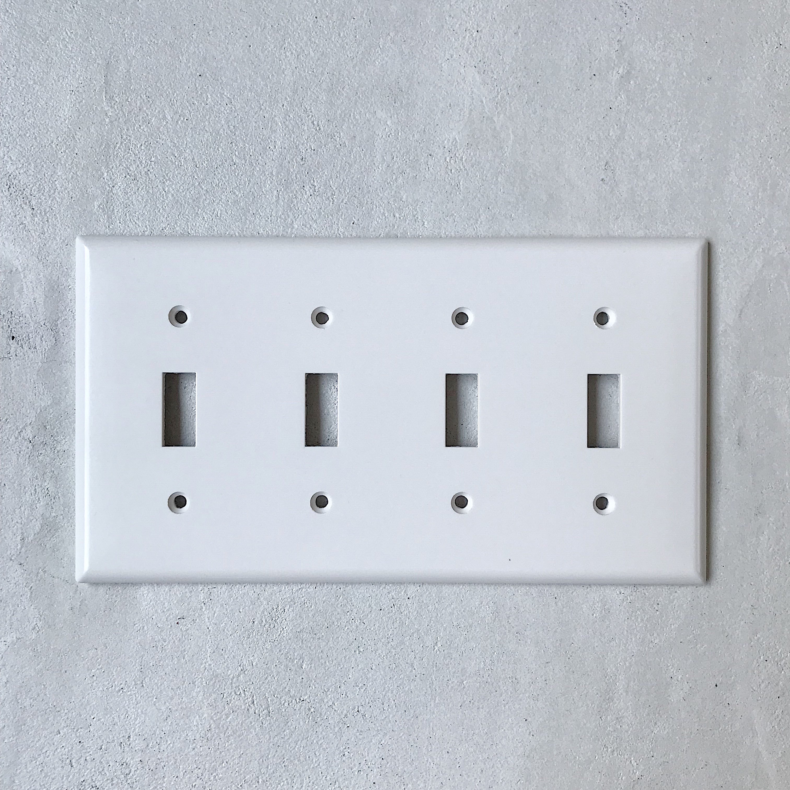 アメリカン4口スイッチプレート(プラスチック)