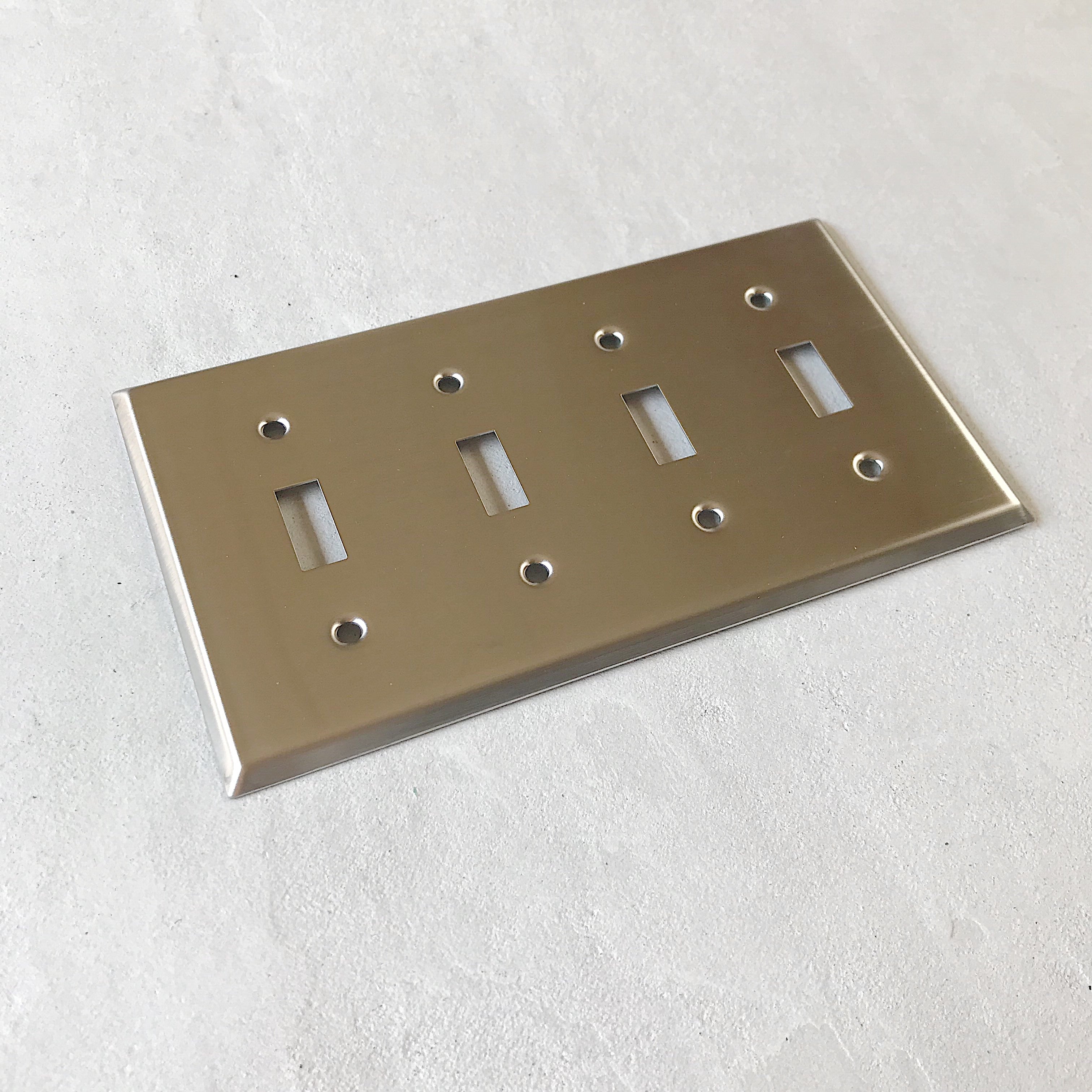 アメリカン4口スイッチプレート(ステンレス)