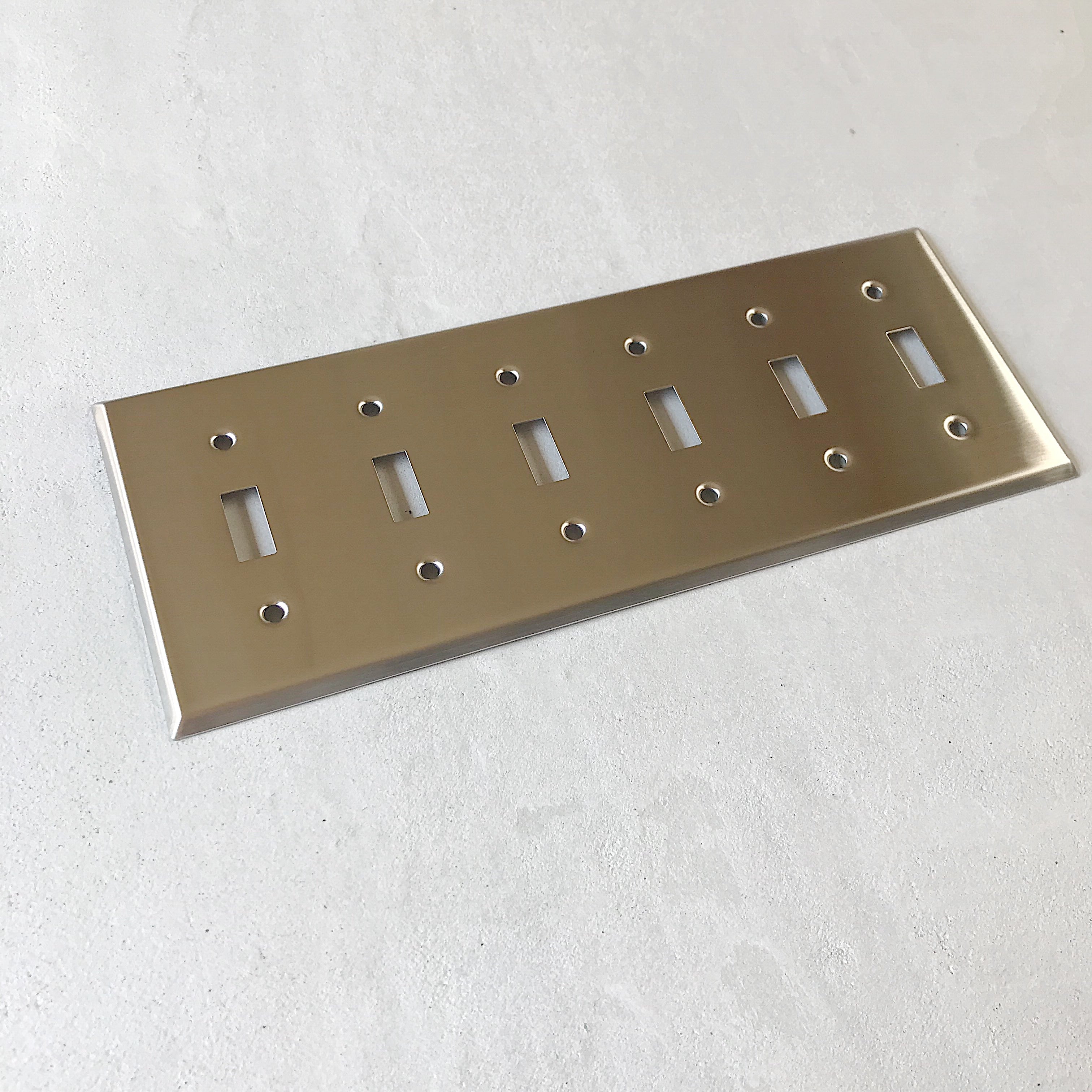 アメリカン6口スイッチプレート(ステンレス)