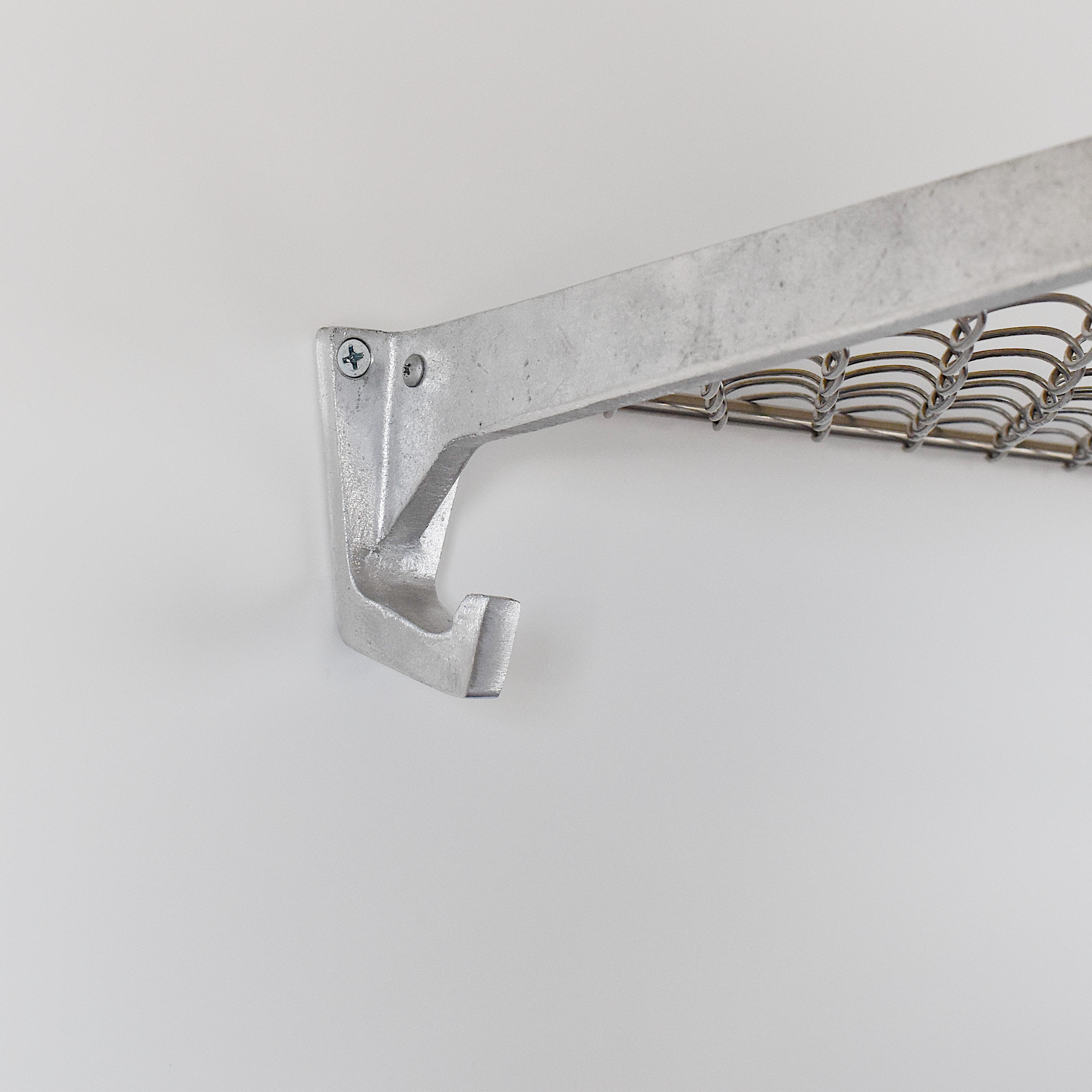 ALUMINUM WIRE SHELF