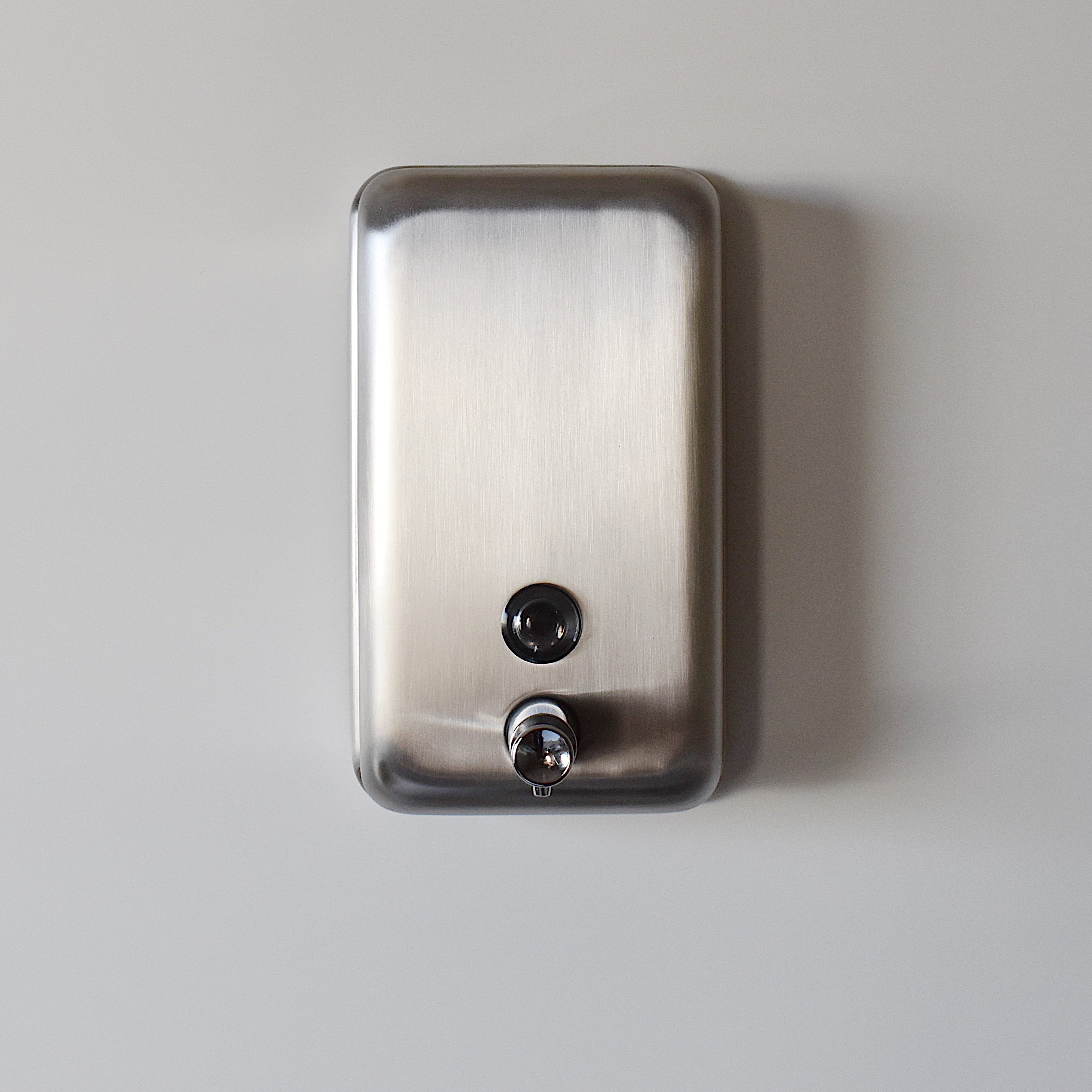 STAINLESS SOAP DISPENSER