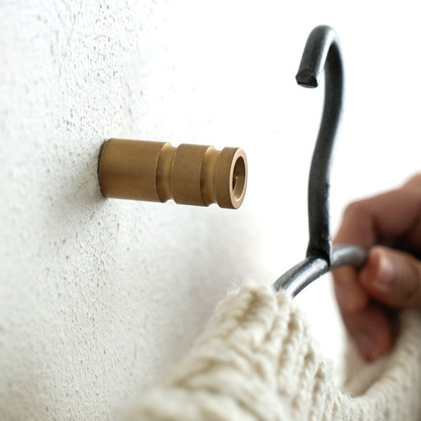 BRASS CYLINDER HOOK