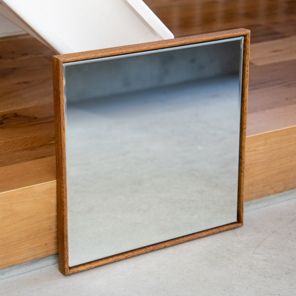 サンプル品につき現品限り】ナラ材 ミラー （450×450mm）