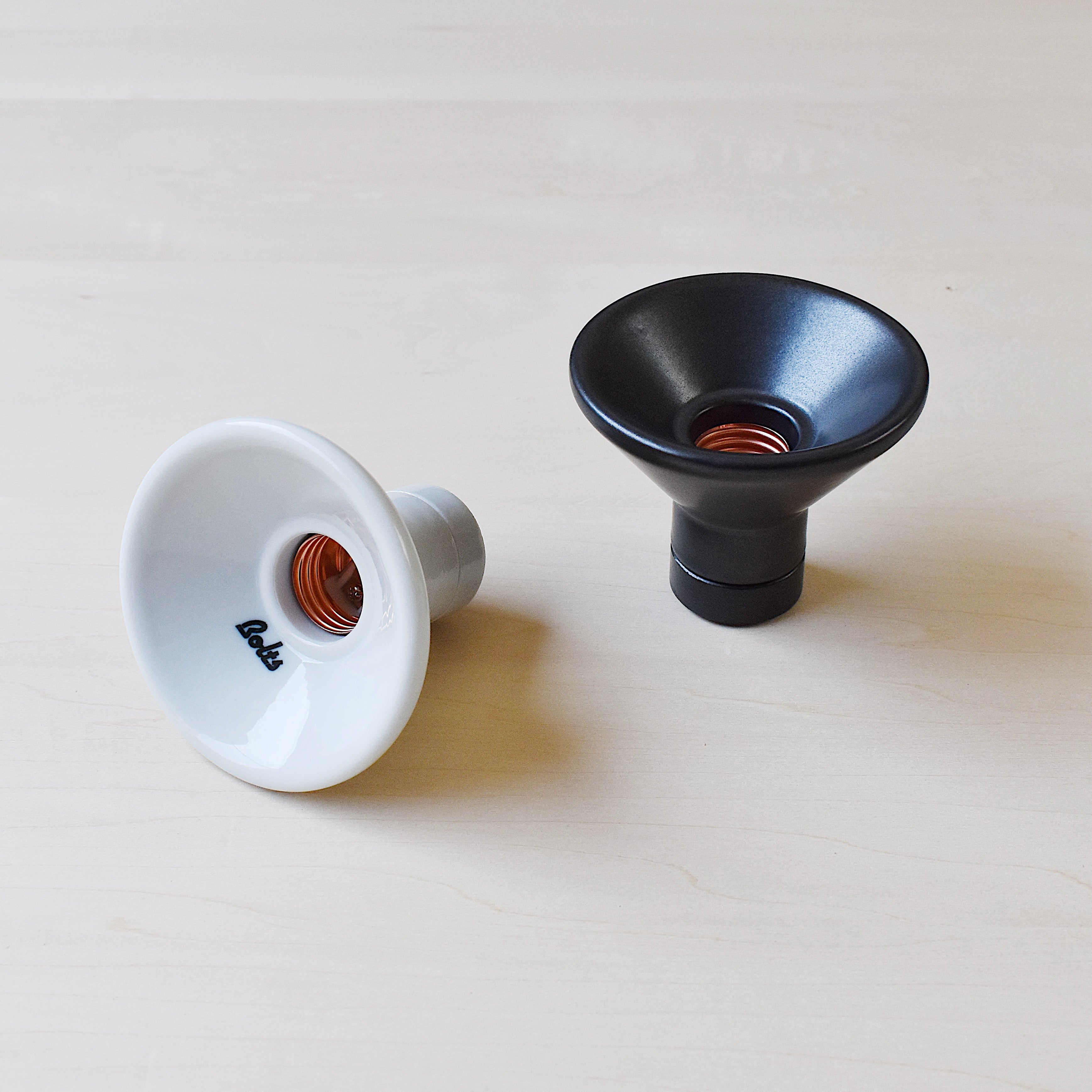 PORCELAIN FLANGE SOCKET