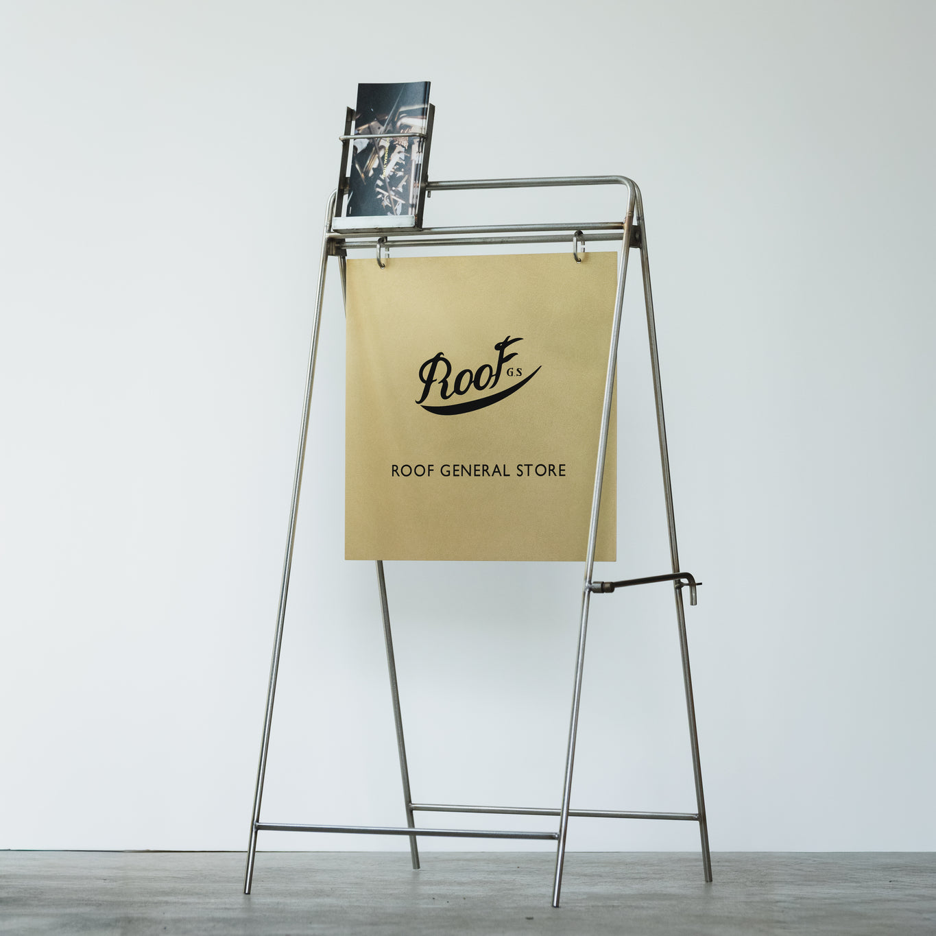 FOLDING SIGN BOARD / BRASS